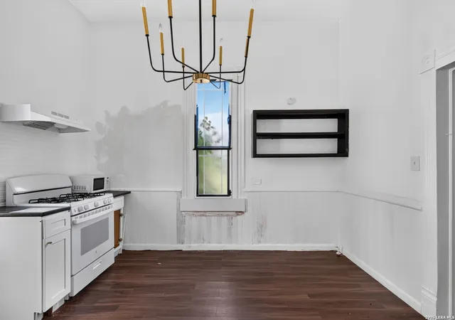 Photo 4 of Single family home for sale at 619 Willow, San Antonio, TX 78202 | MLS# 2007900 | Listing updated on 2026-08-23