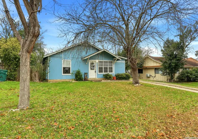 2nd image of 1015 Cibolo Trl, Universal City, TX 78148 | MLS# 2007908