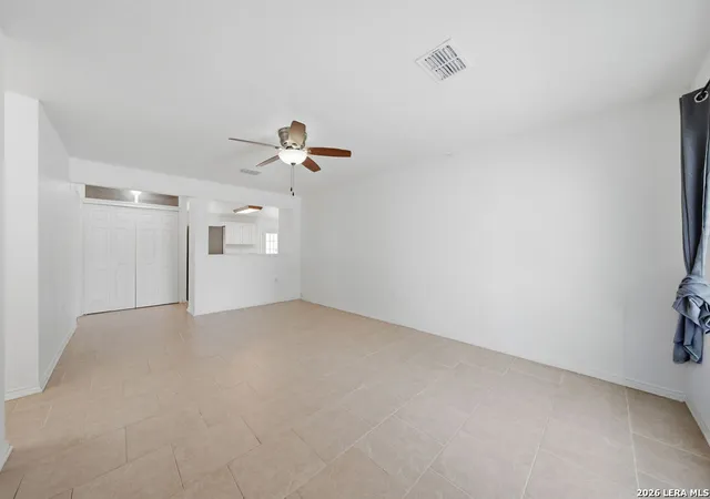 Photo 4 of Single family home for sale at 5930 Oak Run St, San Antonio, TX 78247 | MLS# 2007932 | Listing updated on 2026-09-15