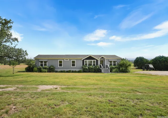 2nd image of 22 Cravey Rd, Boerne, TX 78006 | MLS# 2007949