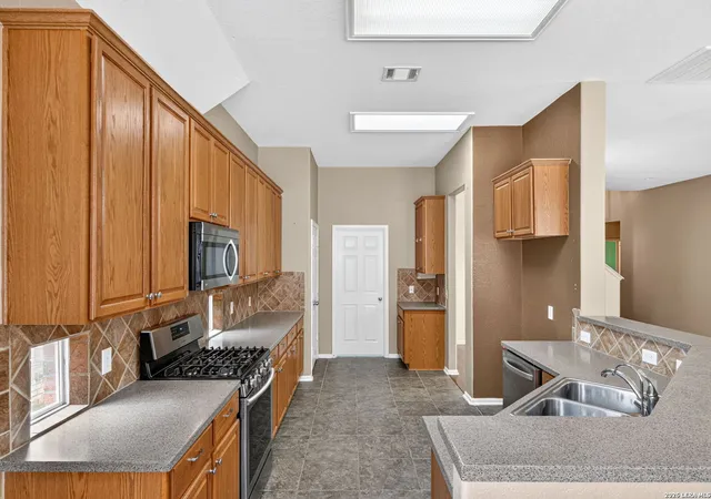 Photo 4 of Single family home for sale at 1403 Alpine Pond, San Antonio, TX 78260 | MLS# 2007950 | Listing updated on 2026-09-13