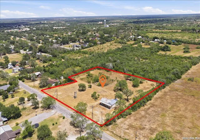 1st image of 1507 Middle Rd, George West, TX 78022 | MLS# 2007957