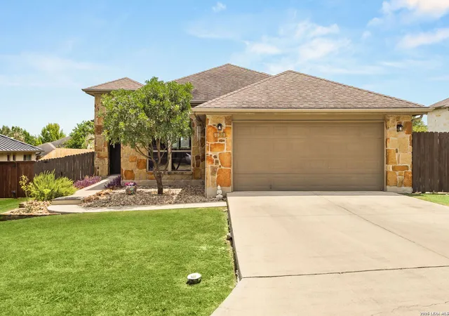 Photo 2 of Single family home for sale at 1321 Paint Rock, New Braunfels, TX 78130 | MLS# 2007958 | Listing updated on 2026-09-21