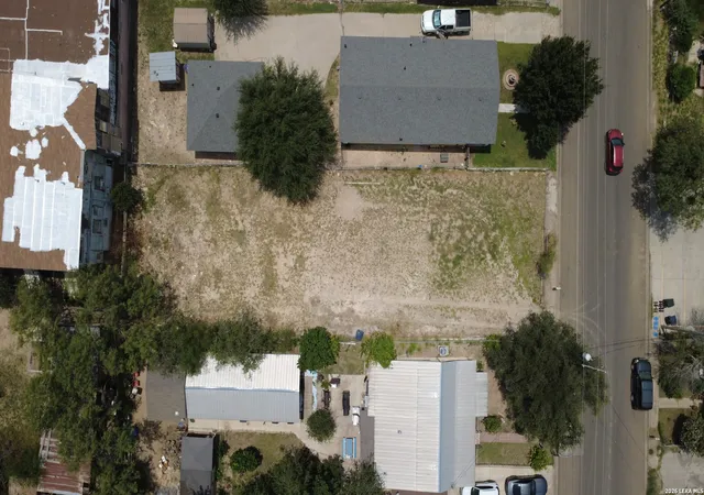 Photo 4 of Land for sale at 246 N Comal St, Eagle Pass, TX 78852 | MLS# 2007961 | Listing updated on 2026-08-23