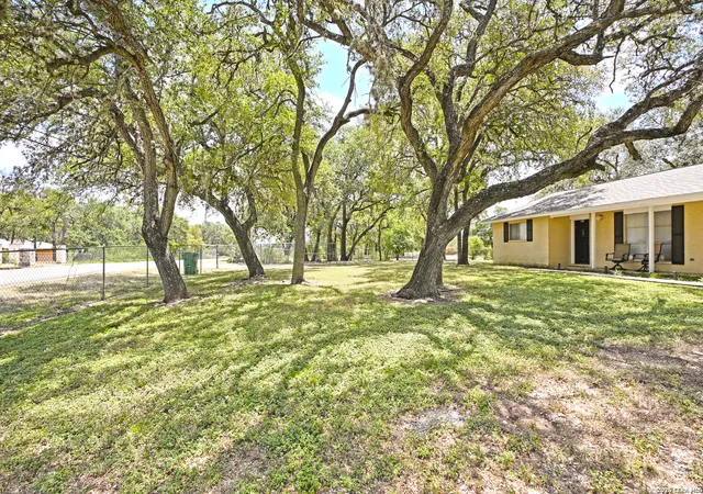 3rd image of 321 High Low Dr, New Braunfels, TX 78132 | MLS# 2007990