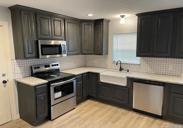 2nd image of 436 River Springs Dr, Seguin, TX 78155 | MLS# 2008010