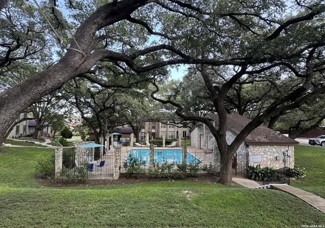 16th image of 11303 Vance Jackson Rd #K1, San Antonio, TX 78230 | MLS# 2008011