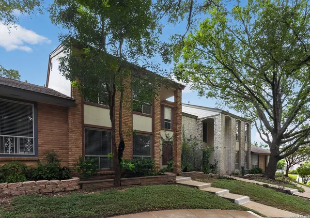 3rd image of 11303 Vance Jackson Rd #B3, San Antonio, TX 78230 | MLS# 2008024