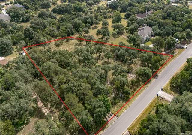 Photo 1 of Sale Pending at 225 Shady Holw, New Braunfels, TX 78132 | MLS# 2008044 | Listing updated on 2026-09-15