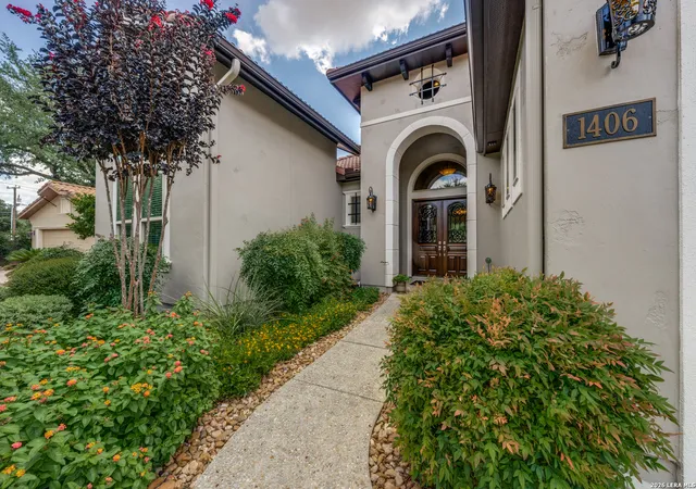 Photo 3 of Single family home for sale at 1406 Melanie Cir, San Antonio, TX 78258 | MLS# 2008048 | Listing updated on 2026-09-01