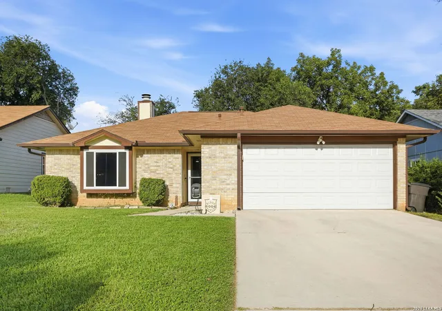 Photo 1 of Single family home for sale at 6006 Ridge Field St, San Antonio, TX 78250 | MLS# 2008074 | Listing updated on 2026-09-15