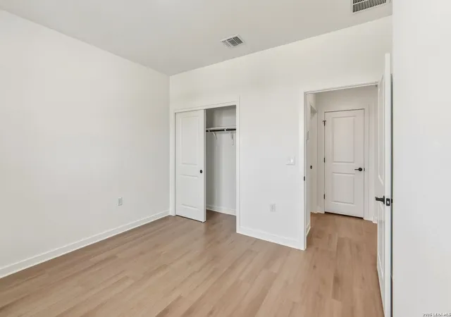 4th image of 629 Dayflower, New Braunfels, TX 78132 | MLS# 2008080