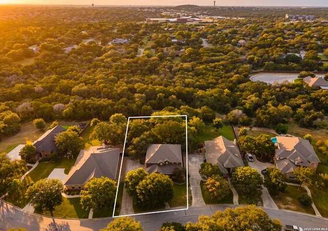 2nd image of 322 Arendes Dr, New Braunfels, TX 78132 | MLS# 2008087