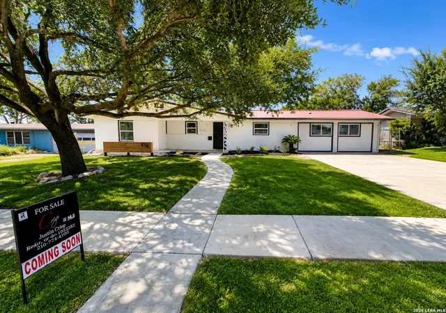 2nd image of 418 Redcliff Dr, San Antonio, TX 78216 | MLS# 2008092