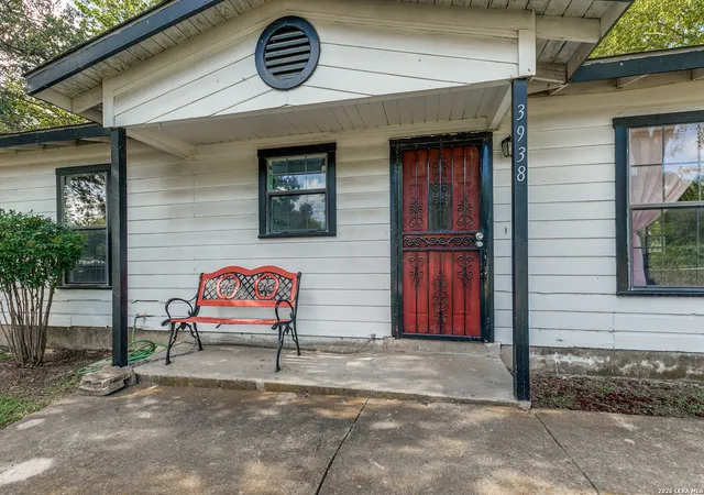 Photo 1 of Single family home for sale at 3938 Motes Dr, San Antonio, TX 78237 | MLS# 2008100 | Listing updated on 2026-09-11
