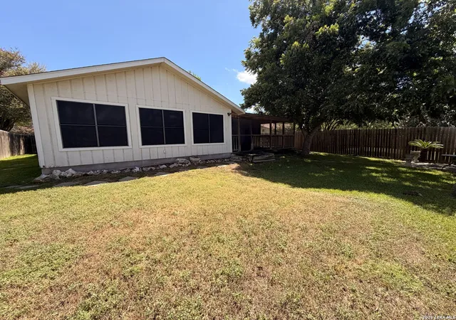 Photo 3 of Single family home for sale at 11217 Champion Oak, Live Oak, TX 78233 | MLS# 2008102 | Listing updated on 2026-08-23