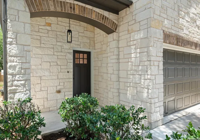 2nd image of 10936 Short Springs Dr, Austin, TX 78754 | MLS# 2008111