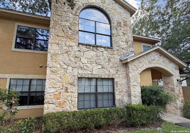 2nd image of 6160 Eckhert Rd #APT 802, San Antonio, TX 78240 | MLS# 2008122