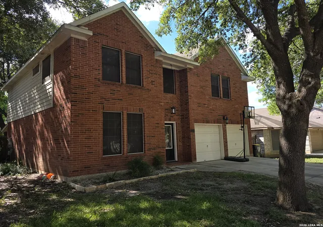 2nd image of 8419 Branch Hollow Dr, Universal City, TX 78148 | MLS# 2008127