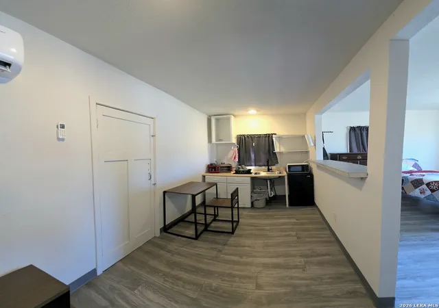 Photo 3 of Multi family home for sale at 1211 Gladstone, San Antonio, TX 78225 | MLS# 2008131 | Listing updated on 2026-08-24