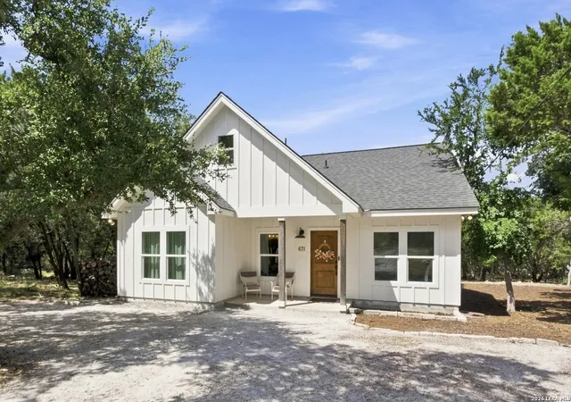 Photo 1 of Sale Pending at 671 Rimrock Cv, Spring Branch, TX 78070 | MLS# 2008132 | Listing updated on 2026-08-31