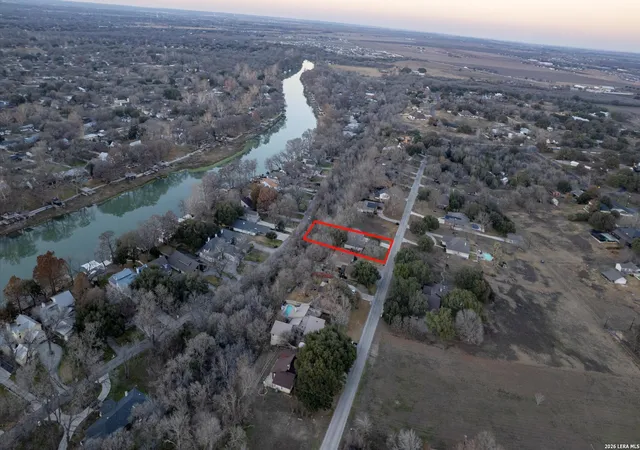 31st image of 300 Ridge Crest Dr, Seguin, TX 78155 | MLS# 2008147