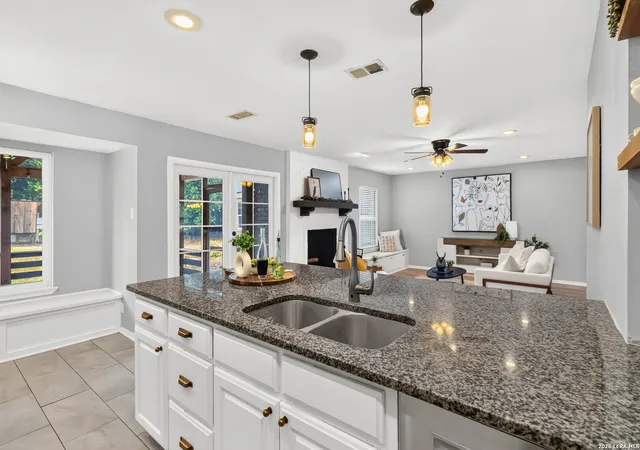 Photo 3 of Single family home for sale at 200 Sterling Browning Rd, Hollywood Park, TX 78232 | MLS# 2008160 | Listing updated on 2026-10-20
