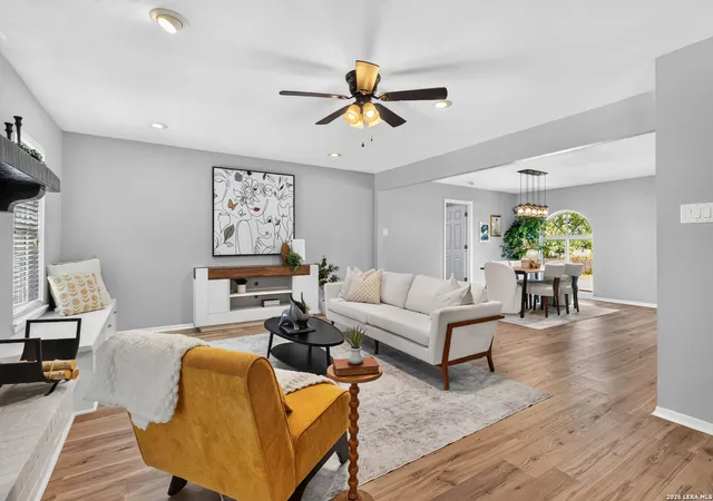 Photo 3 of Single family home for sale at 200 Sterling Browning Rd, Hollywood Park, TX 78232 | MLS# 2008160 | Listing updated on 2026-09-09