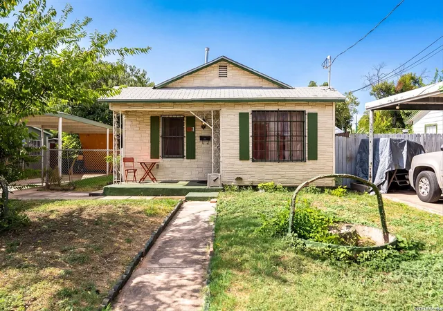 Photo 3 of Single family home for sale at 3330 W Laurel St, San Antonio, TX 78228 | MLS# 2008166 | Listing updated on 2026-09-17