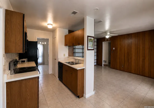 Photo 4 of Sale Pending at 4158 Hillswind St, San Antonio, TX 78217 | MLS# 2008196 | Listing updated on 2026-09-15