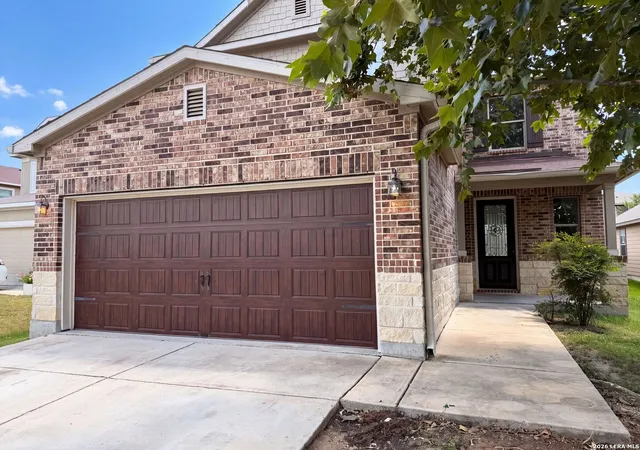 Photo 1 of Single family home for sale at 2100 Brandywine Dr, New Braunfels, TX 78130 | MLS# 2008205 | Listing updated on 2026-09-18