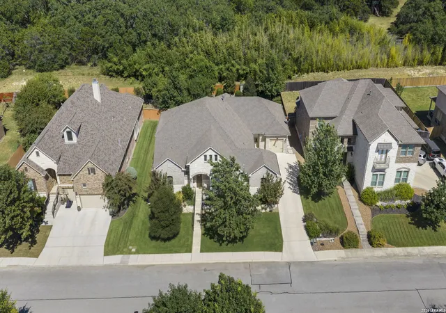 Photo 2 of Sale Pending at 26346 Tawny Way, Boerne, TX 78015 | MLS# 2008211 | Listing updated on 2026-09-09