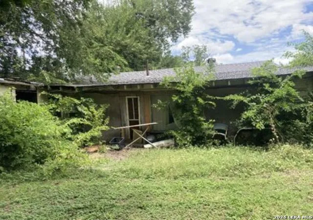 Photo 1 of Single family home for sale at 446 E Hart Ave, San Antonio, TX 78214 | MLS# 2008230 | Listing updated on 2026-09-16