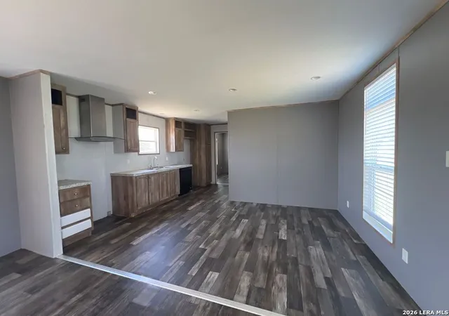 Photo 3 of Single family home for sale at 116 Sandy Ridge Dr, Poteet, TX 78065 | MLS# 2008275 | Listing updated on 2026-08-24