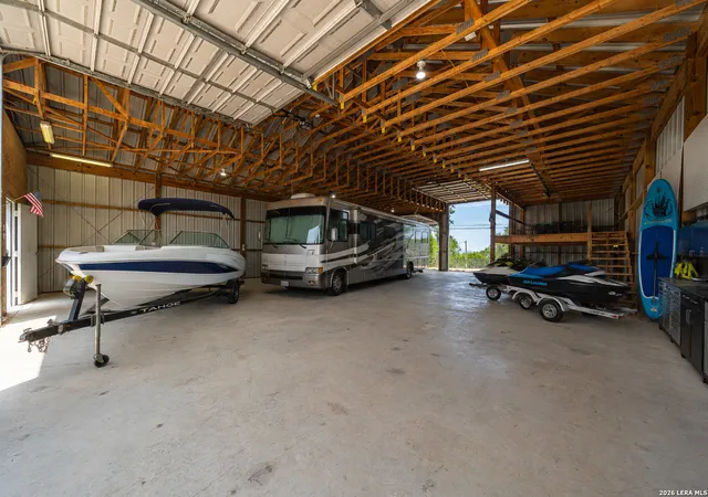 4th image of 1046 Ewing Ct, Canyon Lake, TX 78133 | MLS# 2008281