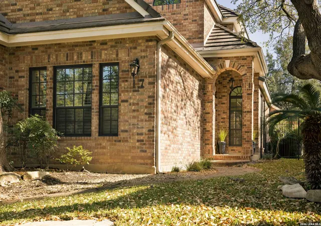 Photo 2 of Single family home for sale at 17 Burnham Gln, San Antonio, TX 78257 | MLS# 2008290 | Listing updated on 2026-09-09