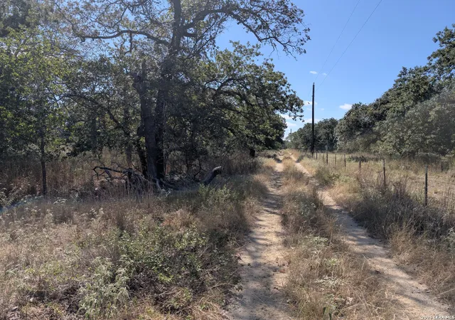 3rd image of 2404 County Road 320, Floresville, TX 78114 | MLS# 2008298