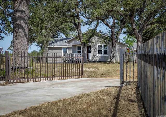 49th image of 2974 Fm 467, Seguin, TX 78155 | MLS# 2008300