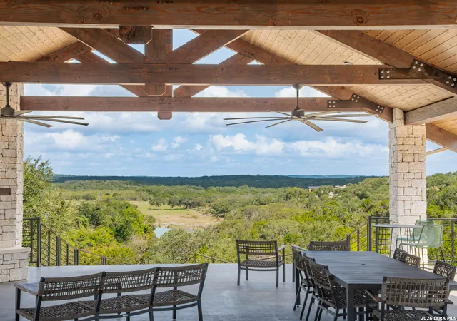 4th image of 942 Blueridge Vw, Canyon Lake, TX 78133 | MLS# 2008306