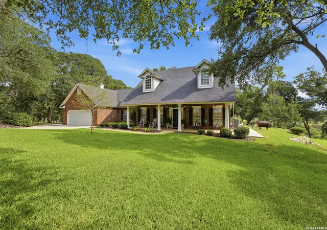 2nd image of 1196 Loch, Seguin, TX 78155 | MLS# 2008328