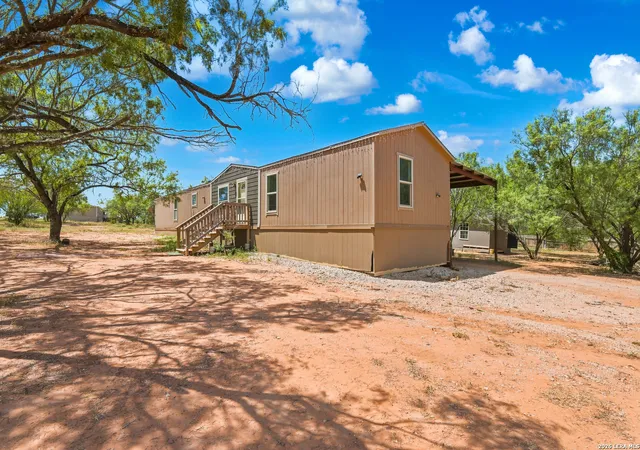 5th image of 138 County Road 2666, Devine, TX 78016 | MLS# 2008339