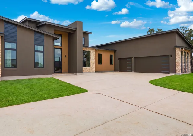 2nd image of 200 Easy Money, Boerne, TX 78006 | MLS# 2008340