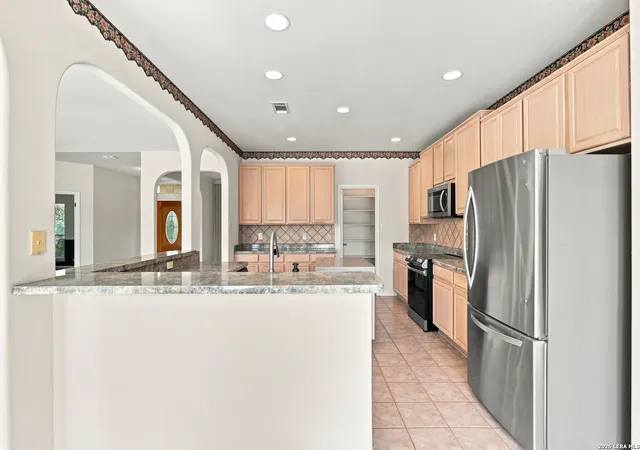 Photo 4 of Sale Pending at 13870 Adobe Walls Ct, Helotes, TX 78023 | MLS# 2008343 | Listing updated on 2026-08-27