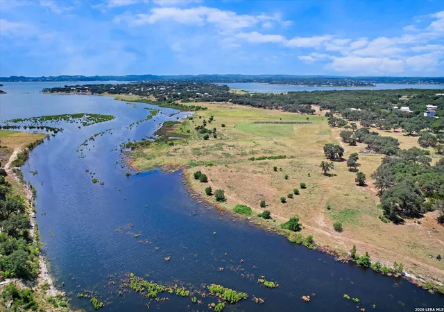 5th image of 539 Clay Ridge, Canyon Lake, TX 78133 | MLS# 2008355