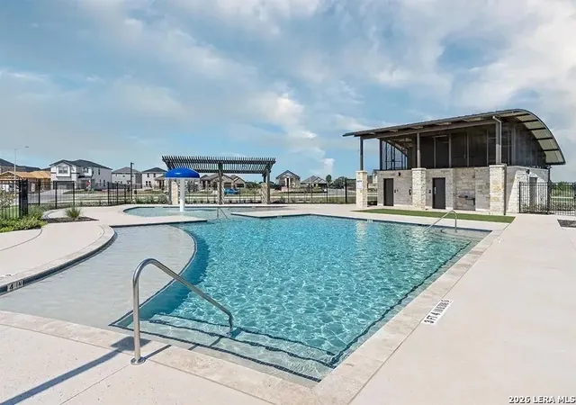 34th image of 261 Deer Crest Dr, New Braunfels, TX 78130 | MLS# 2008357