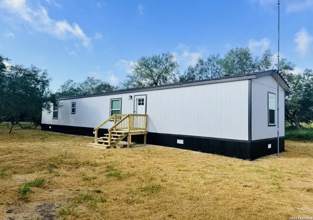 Photo 1 of Single family home for sale at 9860 County Road 623, Skidmore, TX 78389 | MLS# 2008360 | Listing updated on 2026-09-11