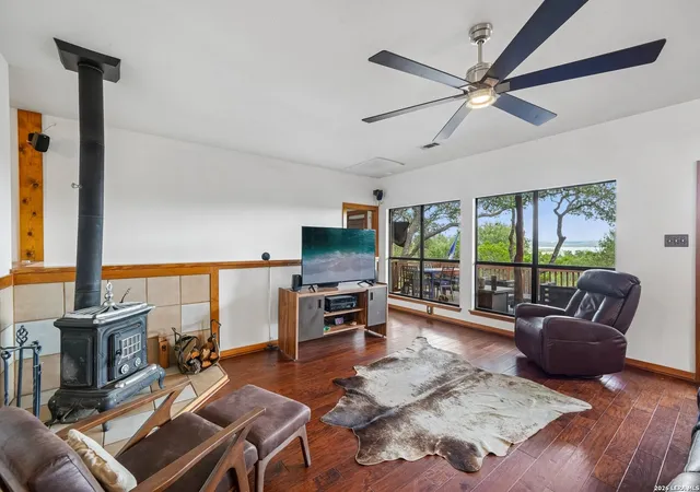 Photo 2 of Single family home for sale at 175 Lorne Rd, Canyon Lake, TX 78133 | MLS# 2008361 | Listing updated on 2026-09-08