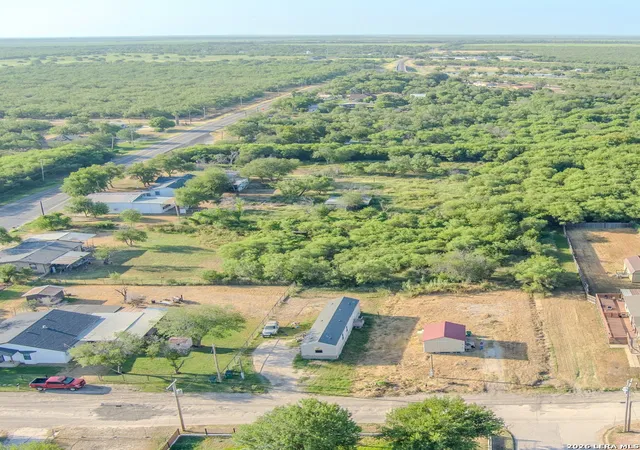 Photo 4 of Land for sale at 702 E Starr St, Crystal City, TX 78839 | MLS# 2008365 | Listing updated on 2026-08-24