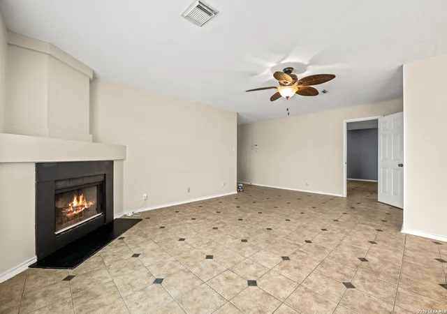 Photo 4 of Single family home for sale at 13143 Regency Bnd, San Antonio, TX 78249 | MLS# 2008366 | Listing updated on 2026-09-13