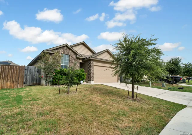 Photo 2 of Single family home for sale at 6437 N Hoffman Plain, San Antonio, TX 78252 | MLS# 2008379 | Listing updated on 2026-09-16